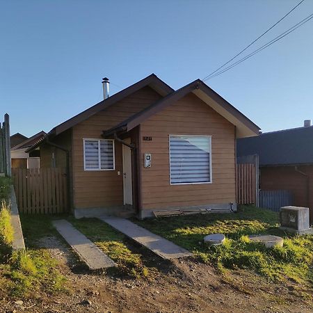 Ferienwohnung Casa Equipada Para 4 Personas Con Estacionamiento Coyhaique Exterior foto
